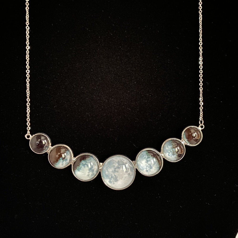 Super Moon Phases Curved Necklace – STARtorialist