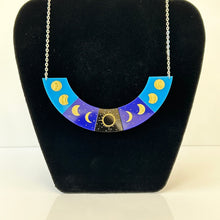 Load image into Gallery viewer, Solar Eclipse Statement Necklace