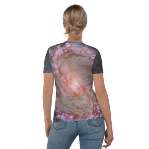 M83 Spiral Galaxy by Hubble Fitted T-Shirt